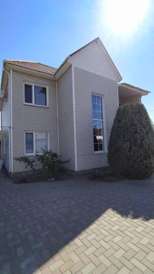 Mini-Hotel & Spa Melitopol Bagian luar foto