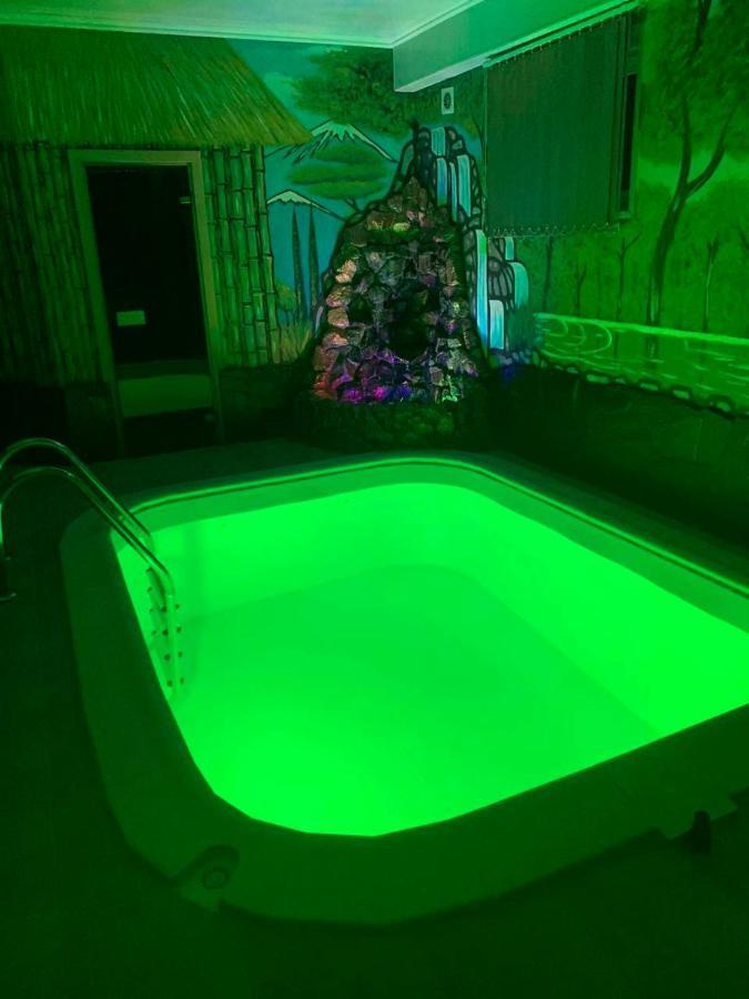 Mini-Hotel & Spa Melitopol Bagian luar foto
